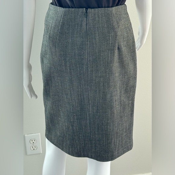 NWT H&M Pencil Skirt Women 4 Black Gray Knee Length Office Career Academia - Picture 3 of 13